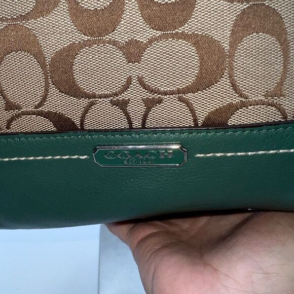Coach Park Signature Carrie Tote Bag - Large Green with All original tags - Picture 3 of 11